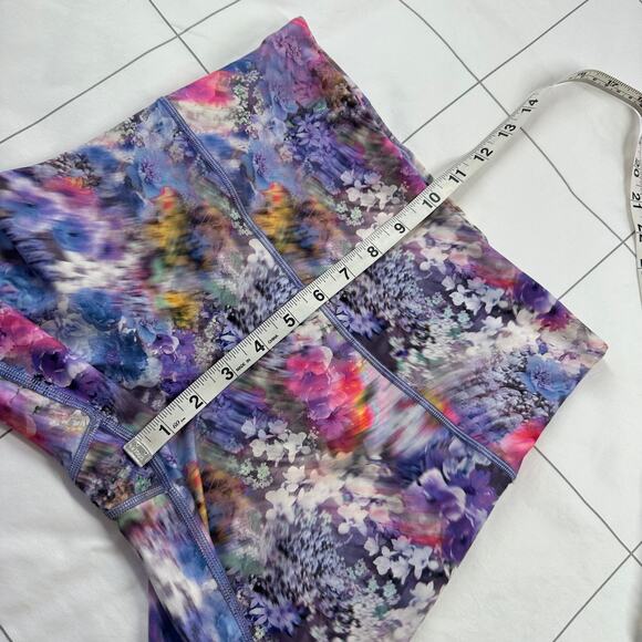 Athleta Leggings Womens Small Elation Capri Renewed Bloom Chrome Yoga Gym Active - Picture 9 of 11